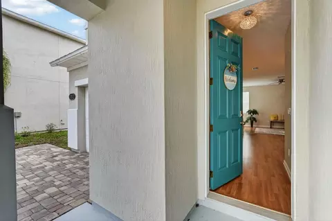 Entry Way - 112 Bay Bridge Dr, Saint Augustine, FL 32080 photo 2 of 6