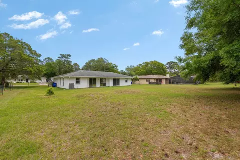 Exterior - 425 Sevilla Dr, Saint Augustine, FL 32086 photo 5 of 8