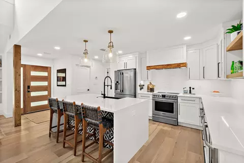 Kitchen - 27 Ocean Trace Rd, Saint Augustine, FL 32080 photo 4 of 6