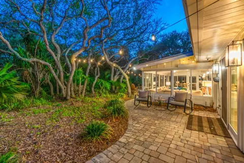 Exterior - 27 Ocean Trace Rd, Saint Augustine, FL 32080 photo 14 of 18