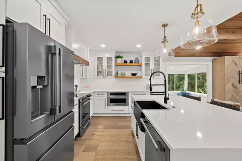 Kitchen - 27 Ocean Trace Rd, Saint Augustine, FL 32080 photo 2 of 6
