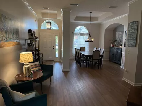 Entry Way - 356 Palmas Cir, Saint Augustine, FL 32086 photo 2 of 2