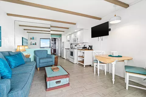 Living - 6970 A1a S 312, Saint Augustine, FL 32080 photo 4 of 5