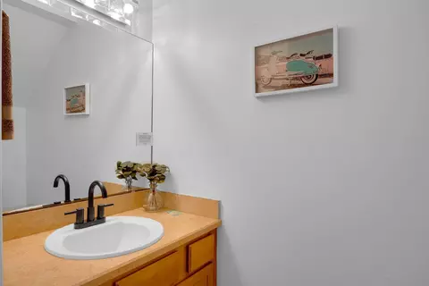 Bath - 16 12th St #C, Saint Augustine, FL 32080 photo 1 of 3