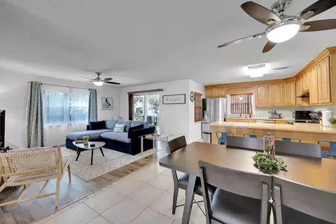 Dining - 16 12th St #C, Saint Augustine, FL 32080 photo 1 of 3