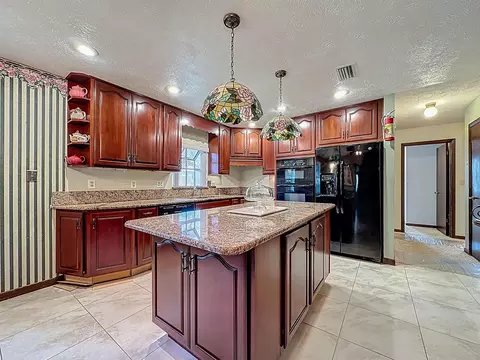 Kitchen - 5046 Shore Dr, Saint Augustine, FL 32086 photo 3 of 6