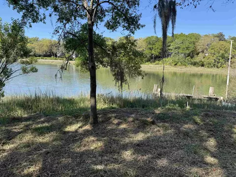 View/Area - 5015 Shore Dr, Saint Augustine, FL 32086 photo 5 of 9