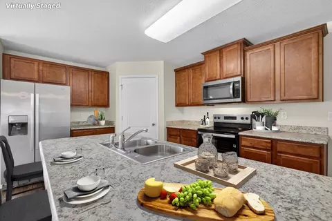 Kitchen - 32 Green Palm Ct, Saint Augustine, FL 32086 photo 3 of 5