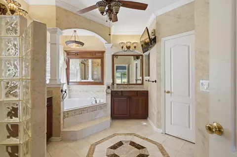 Bath - 412 Tocina Pl, Saint Augustine, FL 32092 photo 1 of 3