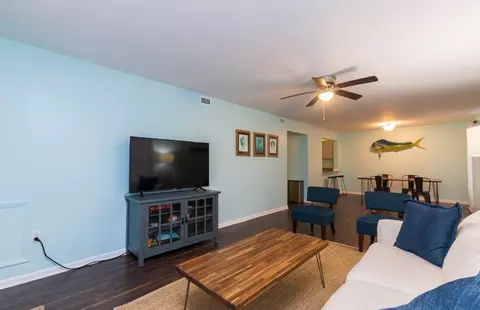 Living - 207 9th St, Saint Augustine, FL 32080 photo 8 of 9