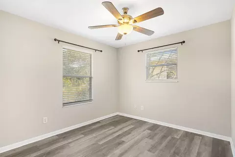 Bedroom - 207 9th St, Saint Augustine, FL 32080 photo 4 of 10