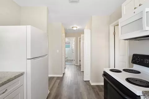 Entry Way - 207 9th St, Saint Augustine, FL 32080 photo 1 of 2