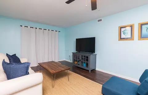 Living - 207 9th St, Saint Augustine, FL 32080 photo 6 of 9