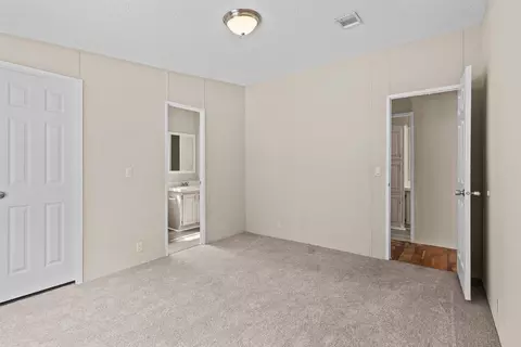 Bedroom - 2130 Carter Rd, Saint Augustine, FL 32084 photo 2 of 8