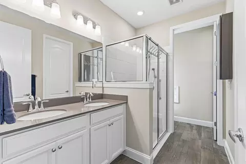 Bath - 129 Silver Creek Pl, Saint Augustine, FL 32095 photo 1 of 3