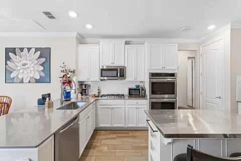 Kitchen - 129 Silver Creek Pl, Saint Augustine, FL 32095 photo 2 of 5