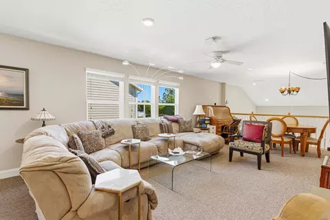 Living - 129 Silver Creek Pl, Saint Augustine, FL 32095 photo 4 of 4