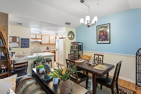 Dining - 28 Catalonia Ct, Saint Augustine, FL 32086 photo 1 of 1