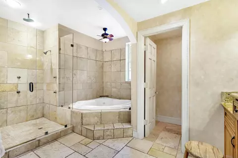 Bath - 40 Willow Dr, Saint Augustine Beach, FL 32080 photo 2 of 6