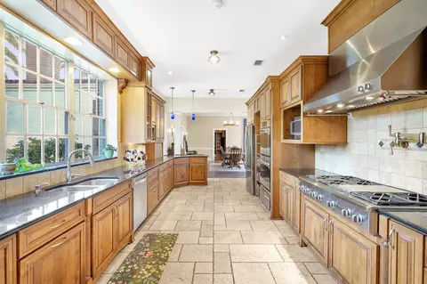 Kitchen - 40 Willow Dr, Saint Augustine Beach, FL 32080 photo 1 of 5