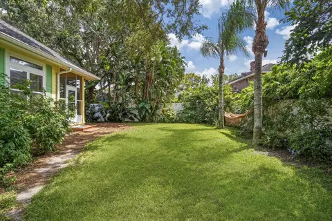 Exterior - 509 Twentieth St, Saint Augustine, FL 32084 photo 9 of 12