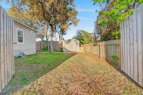 Exterior - 5324 2 Nd St, Saint Augustine, FL 32080 photo 8 of 13