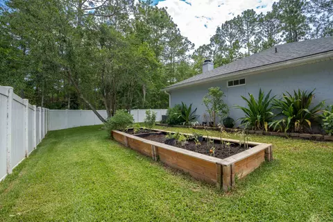 Exterior - 2100 Marsh Hen Ct, Saint Augustine, FL 32084 photo 9 of 13