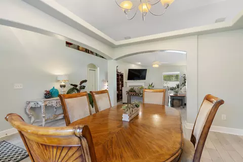 Dining - 2100 Marsh Hen Ct, Saint Augustine, FL 32084 photo 1 of 2