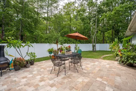 Exterior - 2100 Marsh Hen Ct, Saint Augustine, FL 32084 photo 7 of 13
