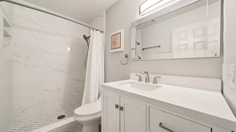 Bath - 32 Navarra Ct, Saint Augustine, FL 32086 photo 1 of 6
