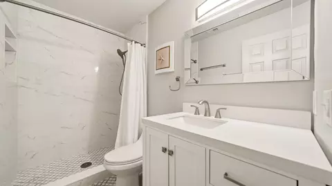 Bath - 32 Navarra Ct, Saint Augustine, FL 32086 photo 1 of 6