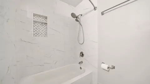 Bath - 32 Navarra Ct, Saint Augustine, FL 32086 photo 4 of 6