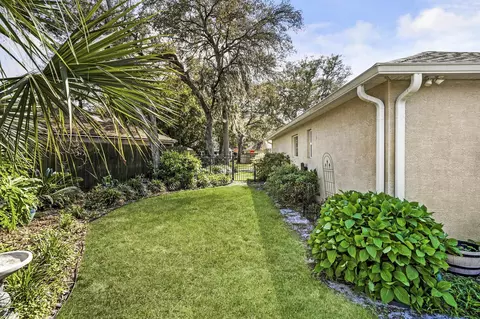 Exterior - 444 Mango Cir, Saint Augustine, FL 32095 photo 8 of 11