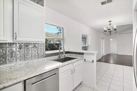 Kitchen - 444 Mango Cir, Saint Augustine, FL 32095 photo 3 of 3