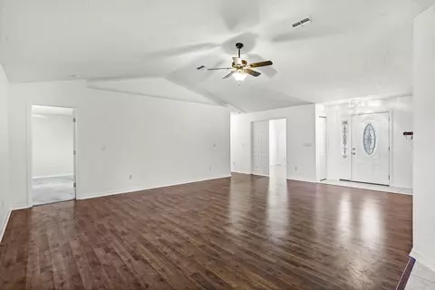 Living - 444 Mango Cir, Saint Augustine, FL 32095 photo 5 of 5