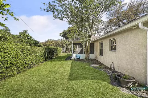Exterior - 444 Mango Cir, Saint Augustine, FL 32095 photo 7 of 11