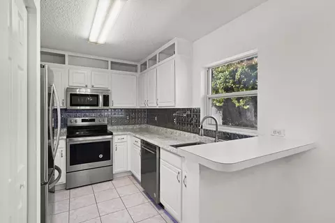 Kitchen - 444 Mango Cir, Saint Augustine, FL 32095 photo 1 of 3