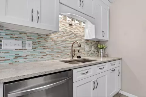 Kitchen - 639 Aleida Dr, Saint Augustine, FL 32086 photo 3 of 5