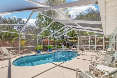Exterior - 639 Aleida Dr, Saint Augustine, FL 32086 photo 4 of 9