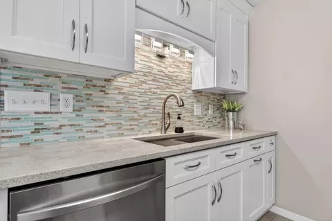 Kitchen - 639 Aleida Dr, Saint Augustine, FL 32086 photo 3 of 5