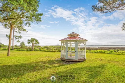 Exterior - 639 Aleida Dr, Saint Augustine, FL 32086 photo 11 of 12