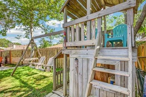 Exterior - 639 Aleida Dr, Saint Augustine, FL 32086 photo 9 of 12