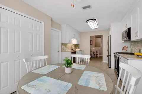 Kitchen - 639 Aleida Dr, Saint Augustine, FL 32086 photo 5 of 5