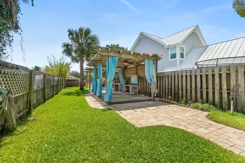 Exterior - 107 Dolphin Dr, Saint Augustine, FL 32080 photo 10 of 16