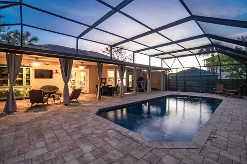 Exterior - 107 Dolphin Dr, Saint Augustine, FL 32080 photo 13 of 16