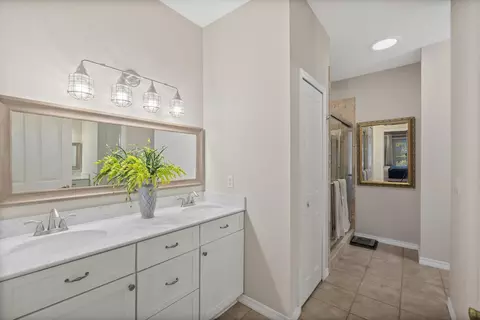 Bath - 107 Dolphin Dr, Saint Augustine, FL 32080 photo 1 of 3