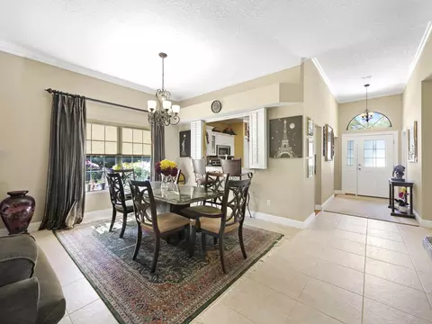 Dining - 804 Doral Ct, Saint Augustine, FL 32080 photo 4 of 5