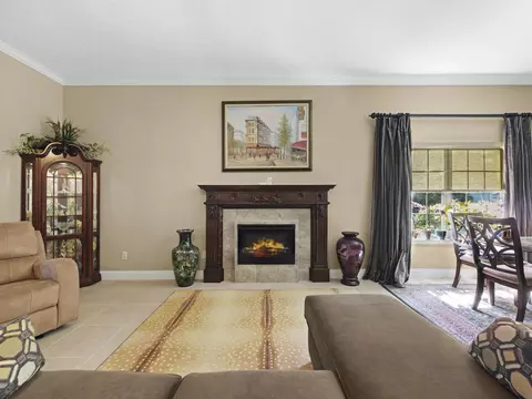 Living - 804 Doral Ct, Saint Augustine, FL 32080 photo 1 of 4
