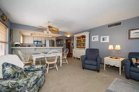Dining - 8000 A1a S Sand Dollar 2-408, Saint Augustine, FL 32080 photo 1 of 3