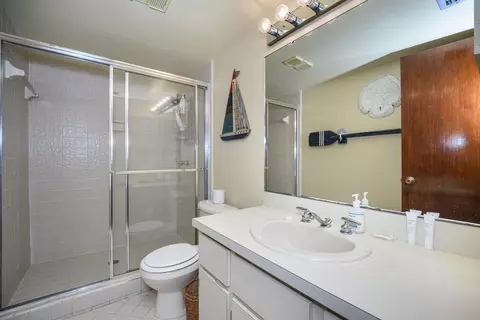 Bath - 8000 A1a S Sand Dollar 2-408, Saint Augustine, FL 32080 photo 2 of 2
